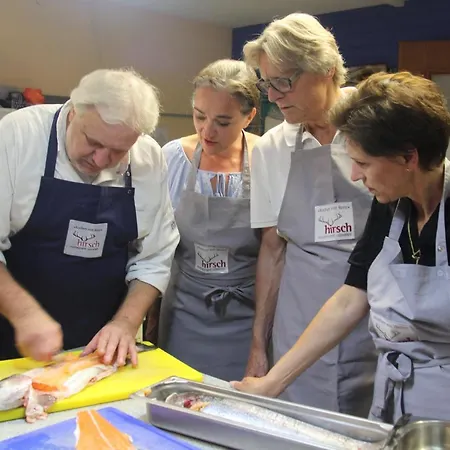 Zum Hirsch Pensionat Neukirch (Tubingen)